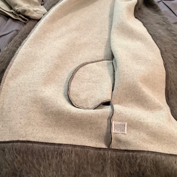 NWT/NWOT Bryan Walker three piece outfit. - Picture 13 of 16